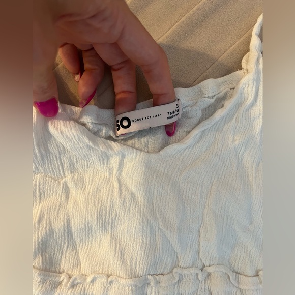 White ruffle spaghetti strap top - Picture 6 of 6